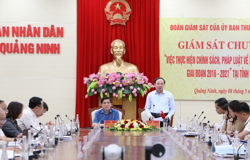 Nguyễn Xuân Ký, Ủy viên Trung ương Đảng, Bí thư Tỉnh ủy, Chủ tịch HĐND tỉnh phát biểu tại buổi làm việc.