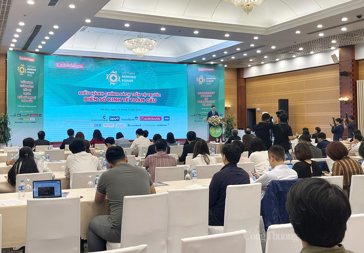 Linh hoạt điều hành chính sách tiền tệ giữa nhiều biến số toàn cầu bất định Linh hoạt điều hành chính sách tiền tệ giữa nhiều biến số toàn cầu bất định