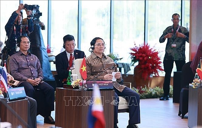 Thủ tướng Phạm Minh Chính tham dự Phiên họp hẹp Hội nghị cấp cao ASEAN 42. Thủ tướng Phạm Minh Chính tham dự Phiên họp hẹp Hội nghị cấp cao ASEAN 42.