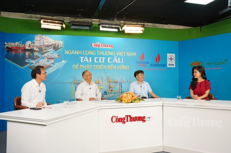 Tái cơ cấu ngành Công Thương để thúc đẩy chuyển dịch cơ cấu nền kinh tế Tái cơ cấu ngành Công Thương để thúc đẩy chuyển dịch cơ cấu nền kinh tế