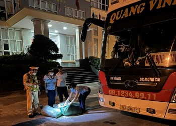 Tỉnh Quảng Ninh: Phát hiện 200 kg mỡ động vật bốc mùi đang được vận chuyển