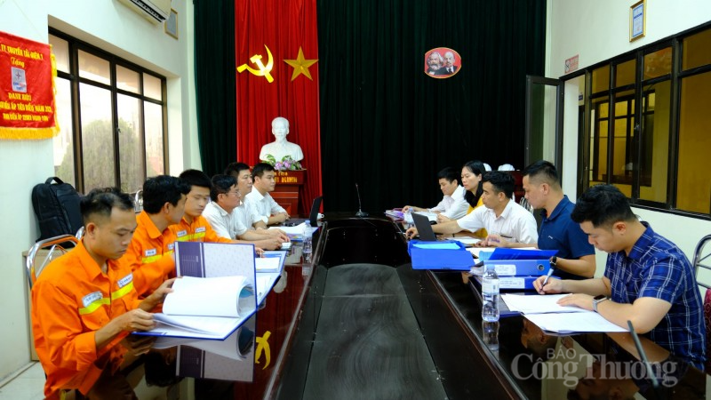 Đảm bảo an toàn cho lưới truyền tải điện quốc gia trong mùa nắng nóng Đảm bảo an toàn cho lưới truyền tải điện quốc gia trong mùa nắng nóng