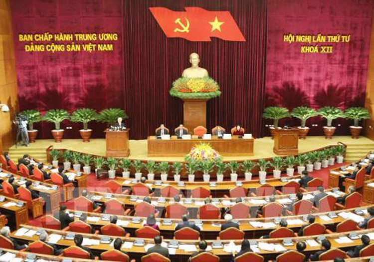 Đấu tranh đẩy lùi sự suy thoái về tư tưởng chính trị biểu hiện tự diễn biến trong ngành Công Thương Đấu tranh đẩy lùi sự suy thoái về tư tưởng chính trị biểu hiện tự diễn biến trong ngành Công Thương