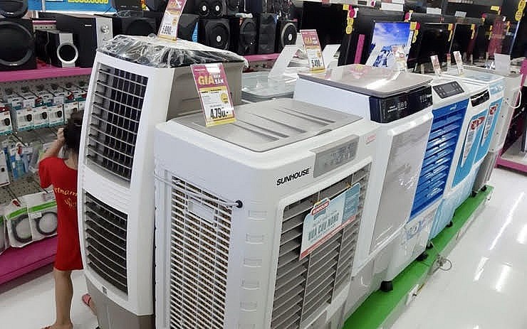 Quạt điều hòa là sự lựa chọn phù hợp với nhiều người có mức thu nhập tầm trung Quạt điều hòa là sự lựa chọn phù hợp với nhiều người có mức thu nhập tầm trung