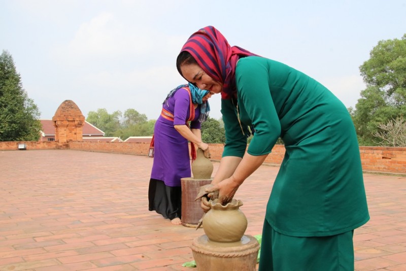 Ninh Thuận: Đưa thương hiệu gốm Bàu Trúc vươn xa