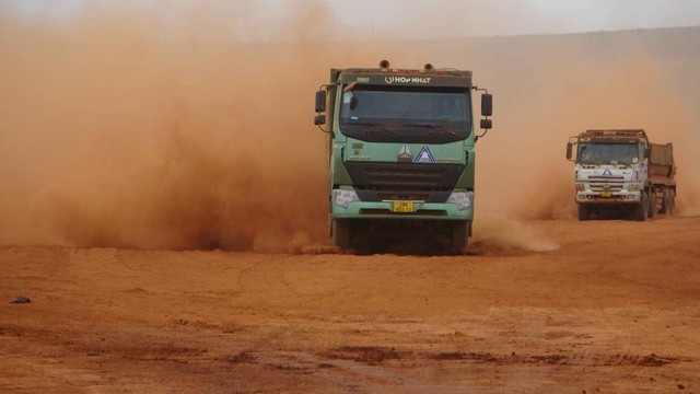 ACV trình phương án giảm bụi tại sân bay Long Thành lên Bộ Tài nguyên và Môi trường ACV trình phương án giảm bụi tại sân bay Long Thành lên Bộ Tài nguyên và Môi trường