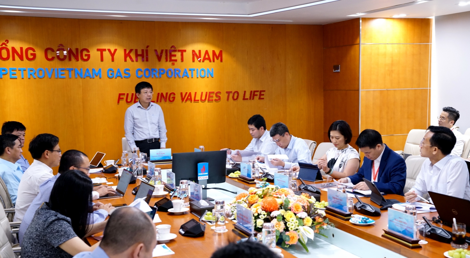 PV GAS nỗ lực thực hiện các giải pháp duy trì và tăng cấp khí cho sản xuất điện Đồng chí Hồ Sỹ Hùng - Phó Chủ tịch UBQLVNN ghi nhận và đánh giá cao nỗ lực của PVN và PV GAS trong việc thực hiện các giải pháp duy trì và tăng cấp khí cho sản xuất điện