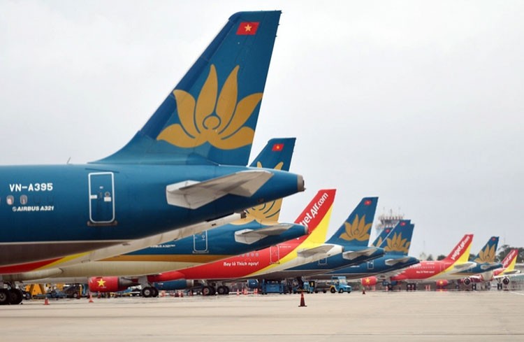 Chính phủ chưa đồng ý bỏ trần giá vé máy bay Chính phủ chưa đồng ý bỏ trần giá vé máy bay