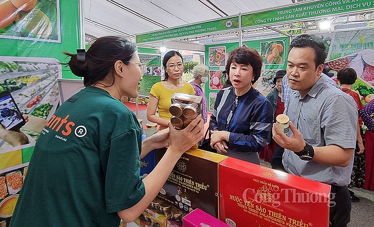 Tuần hàng trái cây, nông sản các tỉnh, thành phố tại Hà Nội năm 2023 Tuần hàng trái cây, nông sản các tỉnh, thành phố tại Hà Nội năm 2023