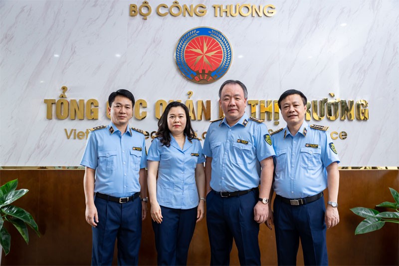 Quản lý thị trường đi đầu trong đấu tranh phản bác luận điệu sai trái, bảo vệ nền tư tưởng của Đảng Quản lý thị trường đi đầu trong đấu tranh phản bác luận điệu sai trái, bảo vệ nền tư tưởng của Đảng