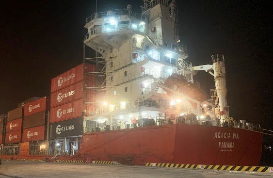 Cảng VIMC Đình Vũ tiếp tục được thí điểm khai thác tàu container tới hết tháng 6/2024 Cảng VIMC Đình Vũ tiếp tục được thí điểm khai thác tàu container tới hết tháng 6/2024