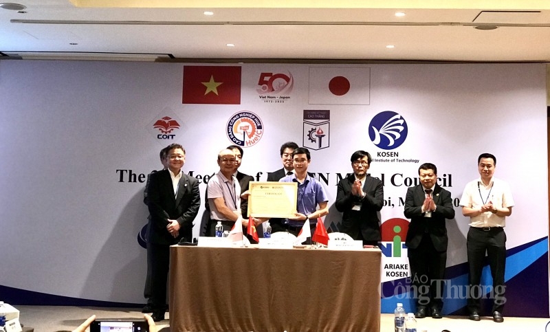 Đánh giá thí điểm mô hình Kosen tại 3 trường cao đẳng Bộ Công Thương Đánh giá thí điểm mô hình Kosen tại 3 trường cao đẳng Bộ Công Thương