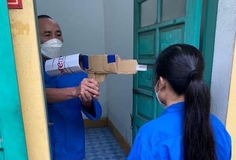 Cơ quan điều tra dựng tại hiện trường vụ án. Cơ quan điều tra dựng tại hiện trường vụ án.