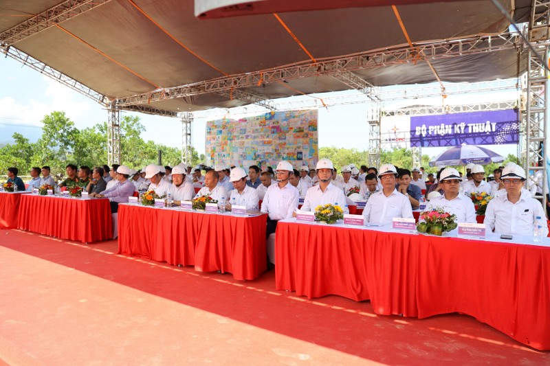 Các đại biểu tham dự buổi diễn tập Các đại biểu tham dự buổi diễn tập