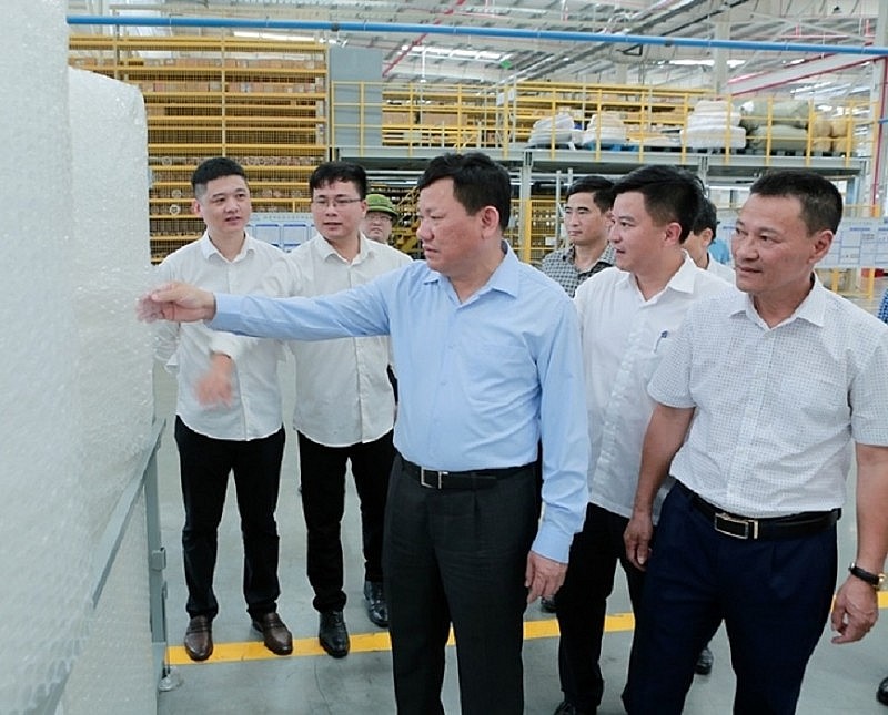 Thanh Hóa: Tháo gỡ khó khăn, vướng mắc để thúc đẩy các dự án tại Khu công nghiệp Bỉm Sơn Thanh Hóa: Tháo gỡ khó khăn, vướng mắc để thúc đẩy các dự án tại Khu công nghiệp Bỉm Sơn