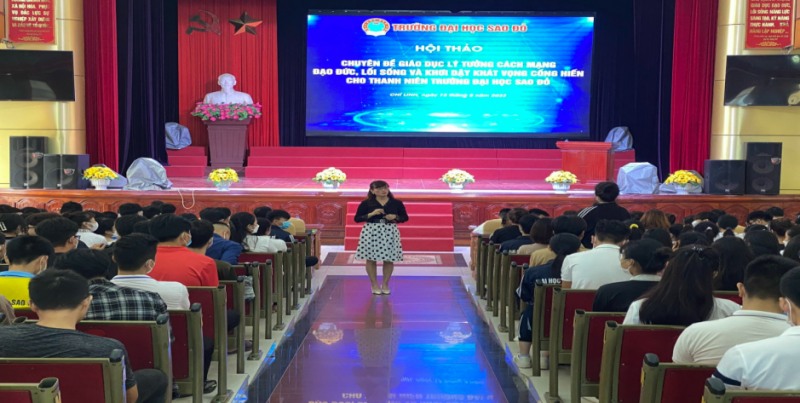 Hội thảo chuyên đề “Giáo dục lý tưởng cách mạng, đạo đức, lối sống và khơi dậy khát vọng cống hiến cho sinh viên trường Đại học Sao Đỏ” Hội thảo chuyên đề “Giáo dục lý tưởng cách mạng, đạo đức, lối sống và khơi dậy khát vọng cống hiến cho sinh viên trường Đại học Sao Đỏ”