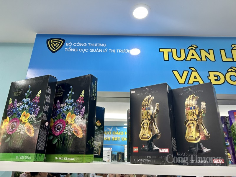 LEGO là một thương hiệu nổi tiếng trên thế giới về lĩnh vực đồ chơi thông minh LEGO là một thương hiệu nổi tiếng trên thế giới về lĩnh vực đồ chơi thông minh