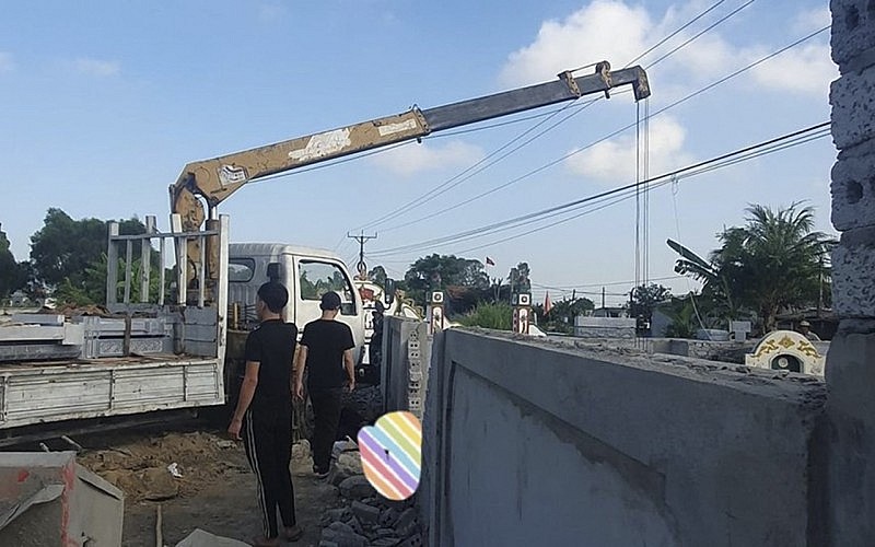 Vị trí nơi anh T. bị điện giật tử vong. Vị trí nơi anh T. bị điện giật tử vong.