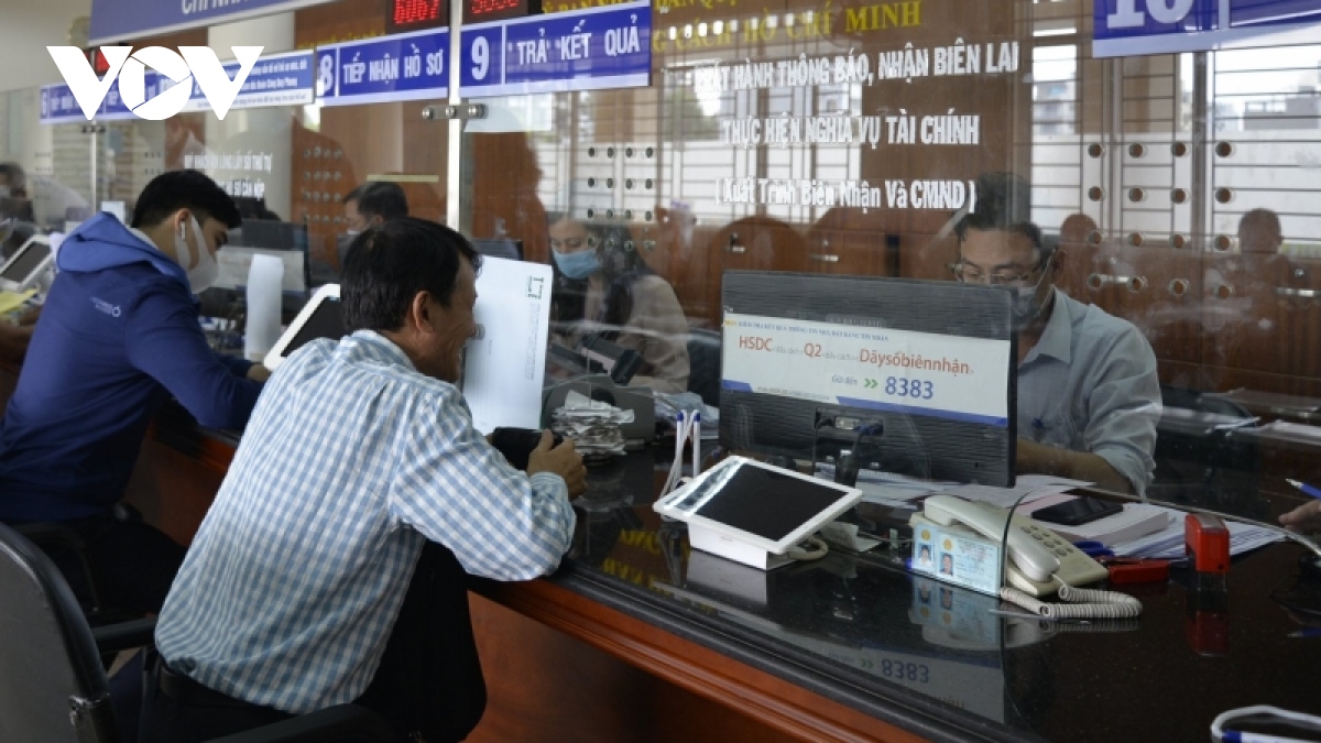 tp.hcm tăng phí làm giấy tờ nhà đất hình ảnh 1 tp.hcm tang phi lam giay to nha dat hinh anh 1