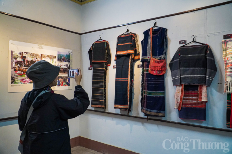 Triển lãm văn hoá các dân tộc thiểu số Nam Trung bộ và Tây Nguyên Triển lãm văn hoá các dân tộc thiểu số Nam Trung bộ và Tây Nguyên