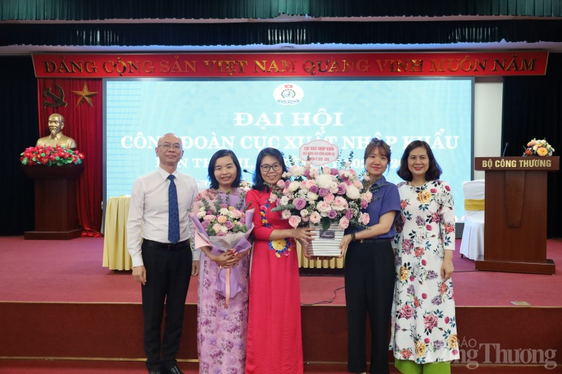 Công đoàn Cục Xuất nhập khẩu: Phát huy khối đoàn kết, xây dựng tập thể vững mạnh Công đoàn Cục Xuất nhập khẩu: Phát huy khối đoàn kết, xây dựng tập thể vững mạnh