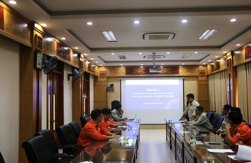 Ông Phạm Văn Cường – Phó Giám đốc phát biểu chỉ đạo kỳ thi Ông Phạm Văn Cường – Phó Giám đốc phát biểu chỉ đạo kỳ thi