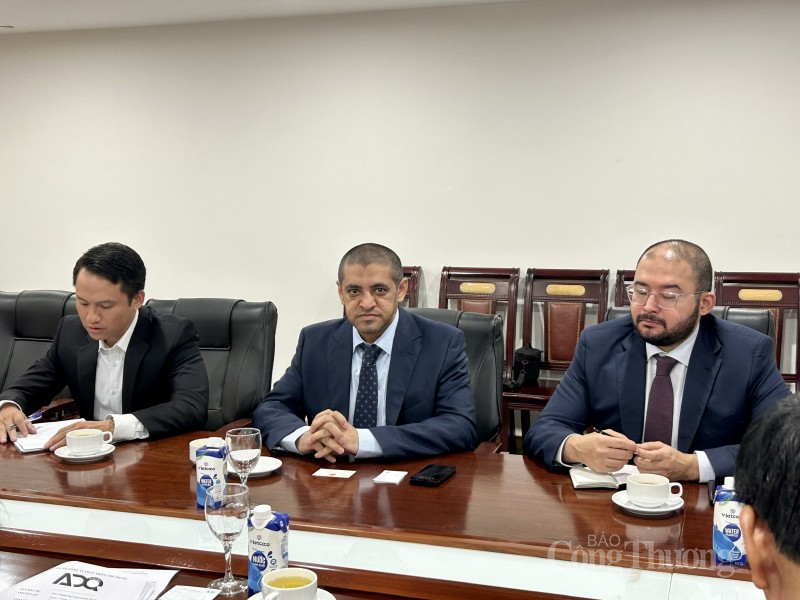 Đoàn Công ty Phát triển Abu Dhabi, UAE Đoàn Công ty Phát triển Abu Dhabi, UAE