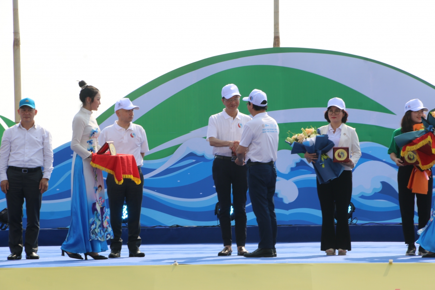 Petrovietnam hưởng ứng Lễ phát động quốc gia Tuần lễ Biển và Hải đảo Việt Nam Petrovietnam hưởng ứng Lễ phát động quốc gia Tuần lễ Biển và Hải đảo Việt Nam