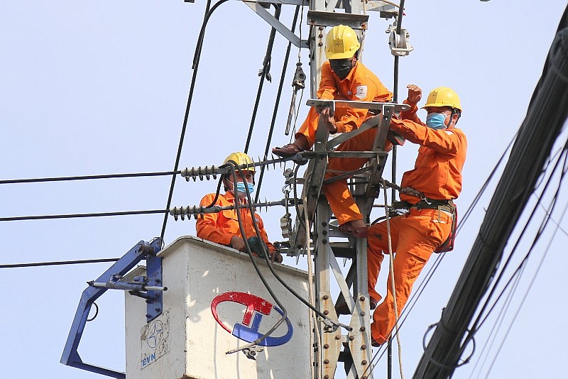 Sản xuất và cung ứng điện ở miền Bắc: Nhiều tín hiệu khả quan Sản xuất và cung ứng điện ở miền Bắc: Nhiều tín hiệu khả quan