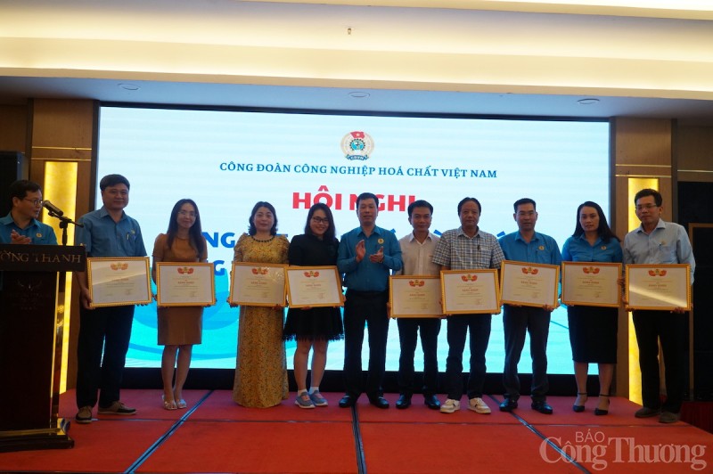 Công đoàn Công nghiệp Hóa chất Việt Nam chăm lo tốt đời sống công nhân, người lao động Công đoàn Công nghiệp Hóa chất Việt Nam chăm lo tốt đời sống công nhân, người lao động