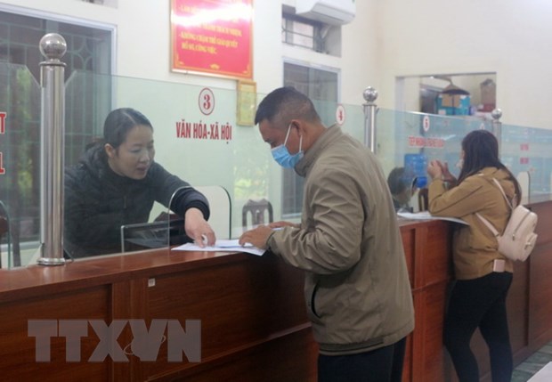 Thủ tướng ban hành Nghị định về quy định về cán bộ, công chức cấp xã hình ảnh 2 Thu tuong ban hanh Nghi dinh ve quy dinh ve can bo, cong chuc cap xa hinh anh 2