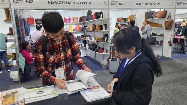 Tận dụng công nghệ phát triển ngành da giày trong bối cảnh mới hình ảnh 2 Tan dung cong nghe phat trien nganh da giay trong boi canh moi hinh anh 2