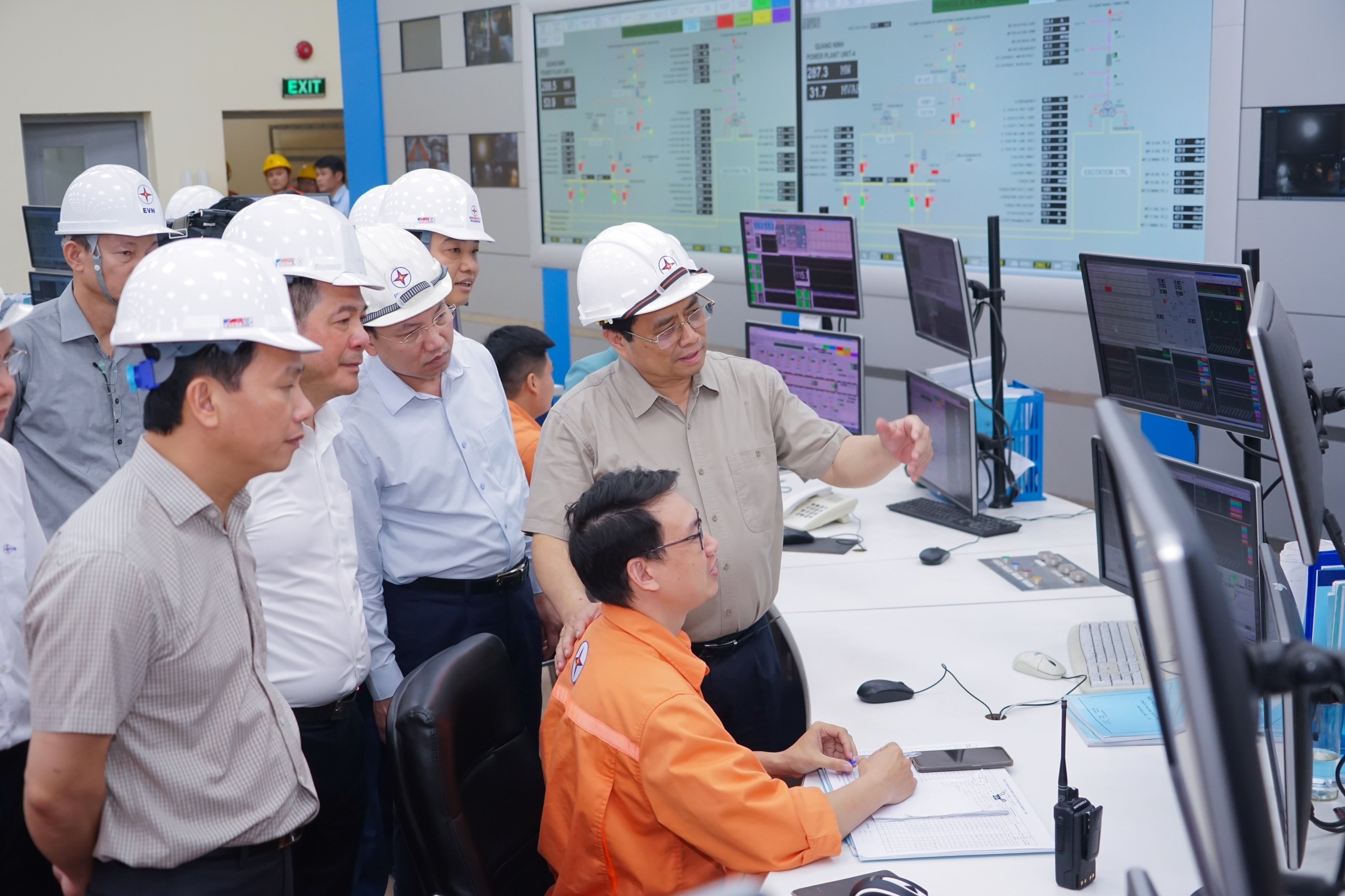 Thủ tướng Phạm Minh Chính thăm Nhà máy Nhiệt điện Quảng Ninh Thủ tướng Phạm Minh Chính thăm Nhà máy Nhiệt điện Quảng Ninh