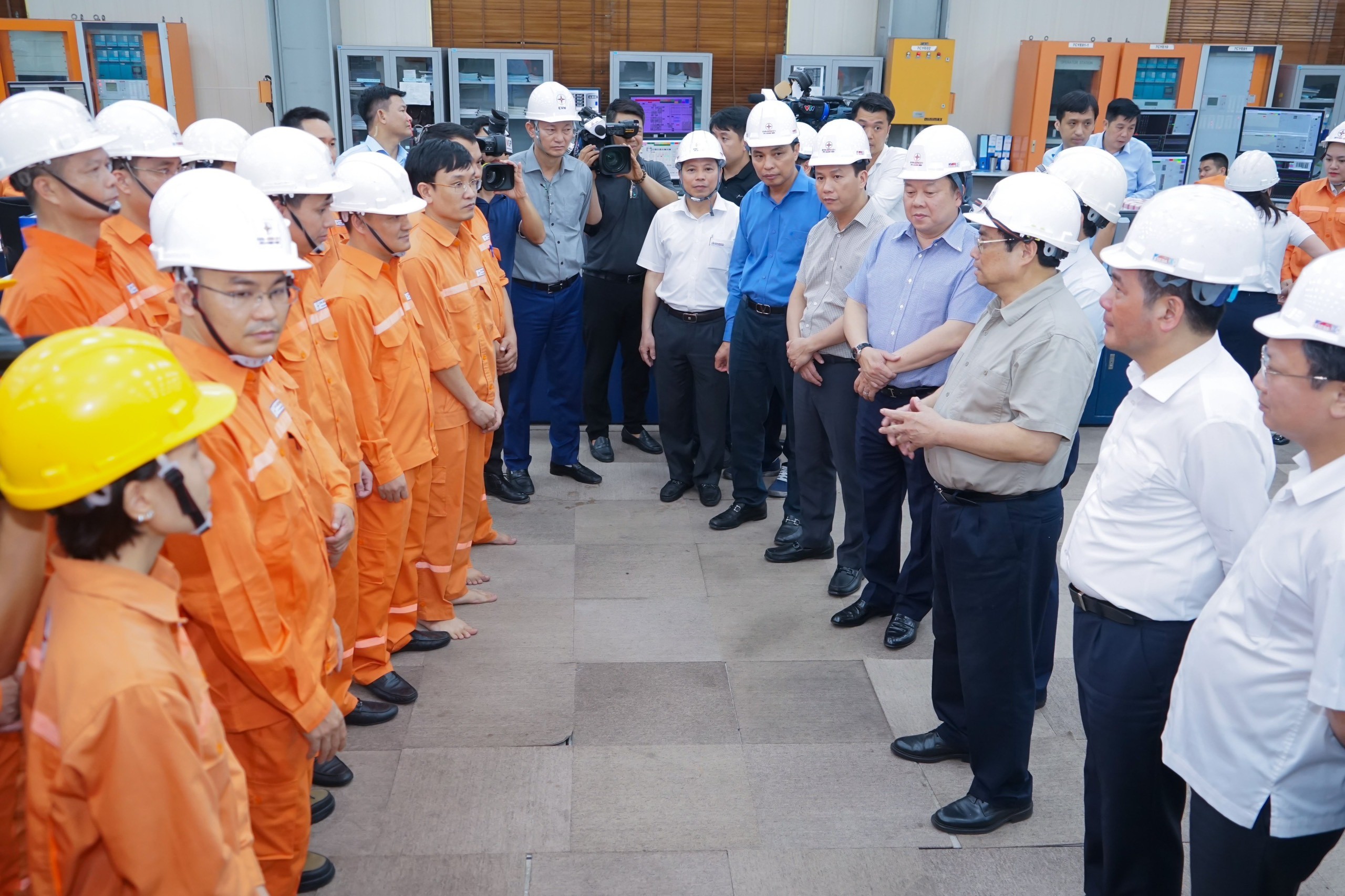 Thủ tướng Phạm Minh Chính thăm Nhà máy Nhiệt điện Quảng Ninh Thủ tướng Phạm Minh Chính thăm Nhà máy Nhiệt điện Quảng Ninh