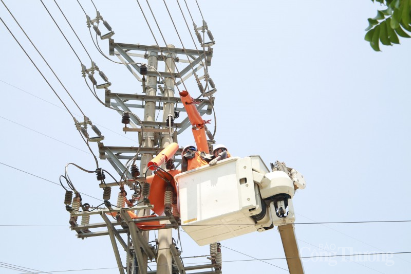 Bài 2: Kiểm soát hiệu suất thiết bị để chống lãng phí năng lượng Bài 2: Kiểm soát hiệu suất thiết bị để chống lãng phí năng lượng