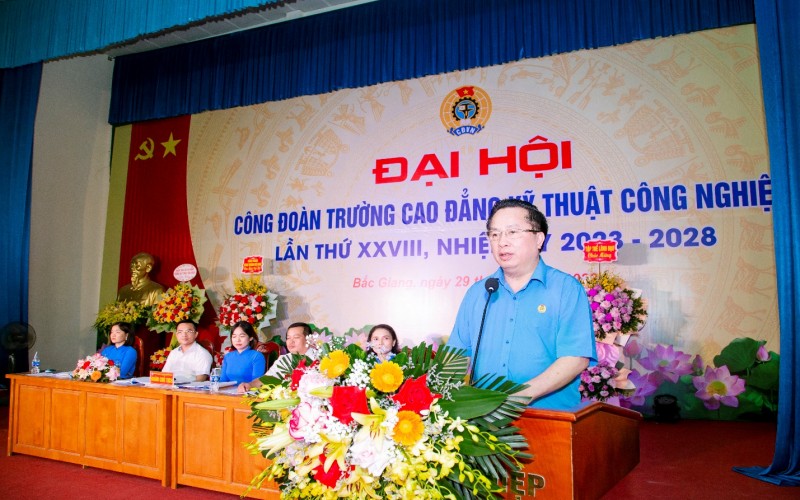 Công đoàn Trường Cao đẳng Kỹ thuật Công nghiệp: Sáng tạo, phù hợp với thực tiễn Công đoàn Trường Cao đẳng Kỹ thuật Công nghiệp: Sáng tạo, phù hợp với thực tiễn