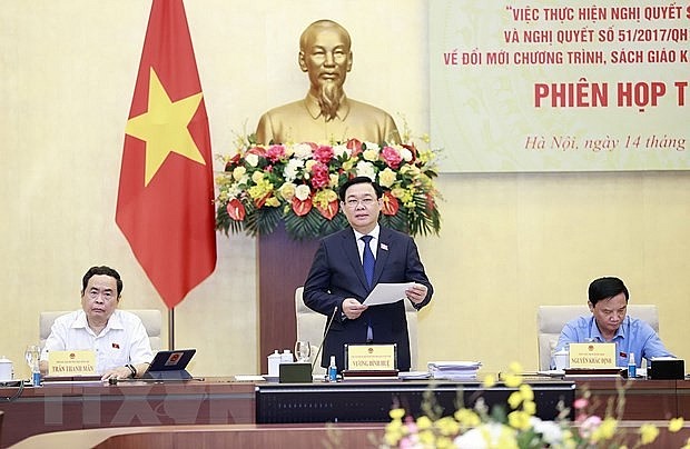 Chủ tịch Quốc hội Vương Đình Huệ phát biểu.