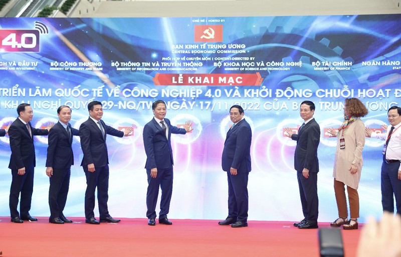 Thủ tướng tham dự Diễn đàn cấp cao và Triển lãm quốc tế về Công nghiệp 4.0 năm 2023 Thủ tướng tham dự Diễn đàn cấp cao và Triển lãm quốc tế về Công nghiệp 4.0 năm 2023