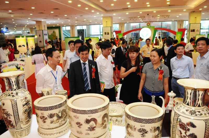 Mảnh ghép sáng màu trong bức tranh hoạt động khuyến công Mảnh ghép sáng màu trong bức tranh hoạt động khuyến công