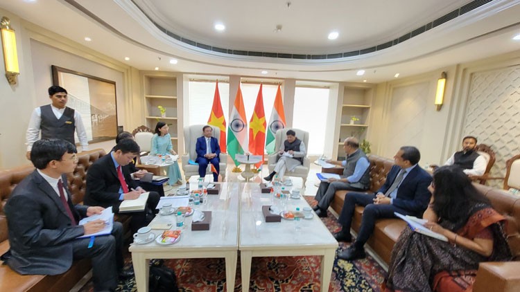Bộ trưởng Bộ Công Thương Ấn Độ tiếp Bộ trưởng Bộ Nông nghiệp & Phát triển nông thôn Việt Nam