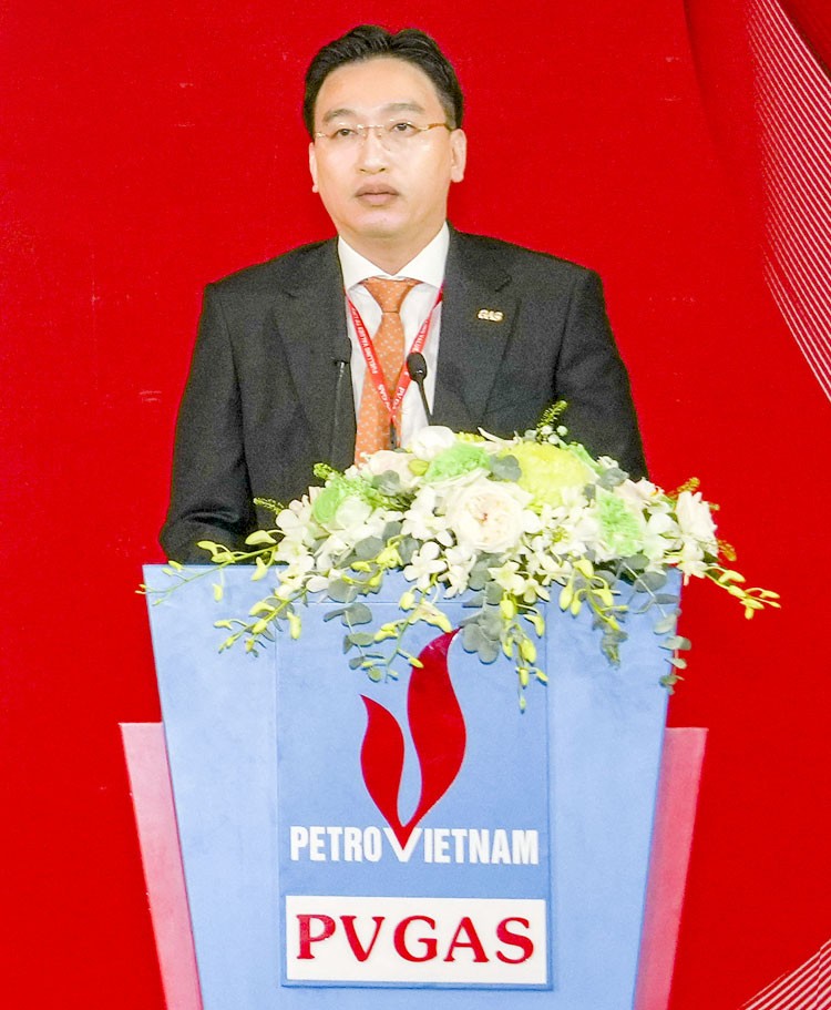 Lễ công bố và trao quyết định về công tác cán bộ cấp cao của PV GAS Lễ công bố và trao quyết định về công tác cán bộ cấp cao của PV GAS