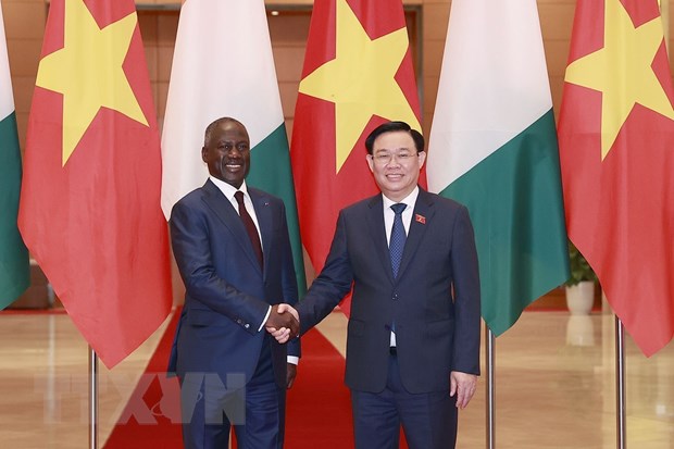 Đoàn Quốc hội Bờ Biển Ngà kết thúc tốt đẹp chuyến thăm Việt Nam hình ảnh 1 Doan Quoc hoi Bo Bien Nga ket thuc tot dep chuyen tham Viet Nam hinh anh 1