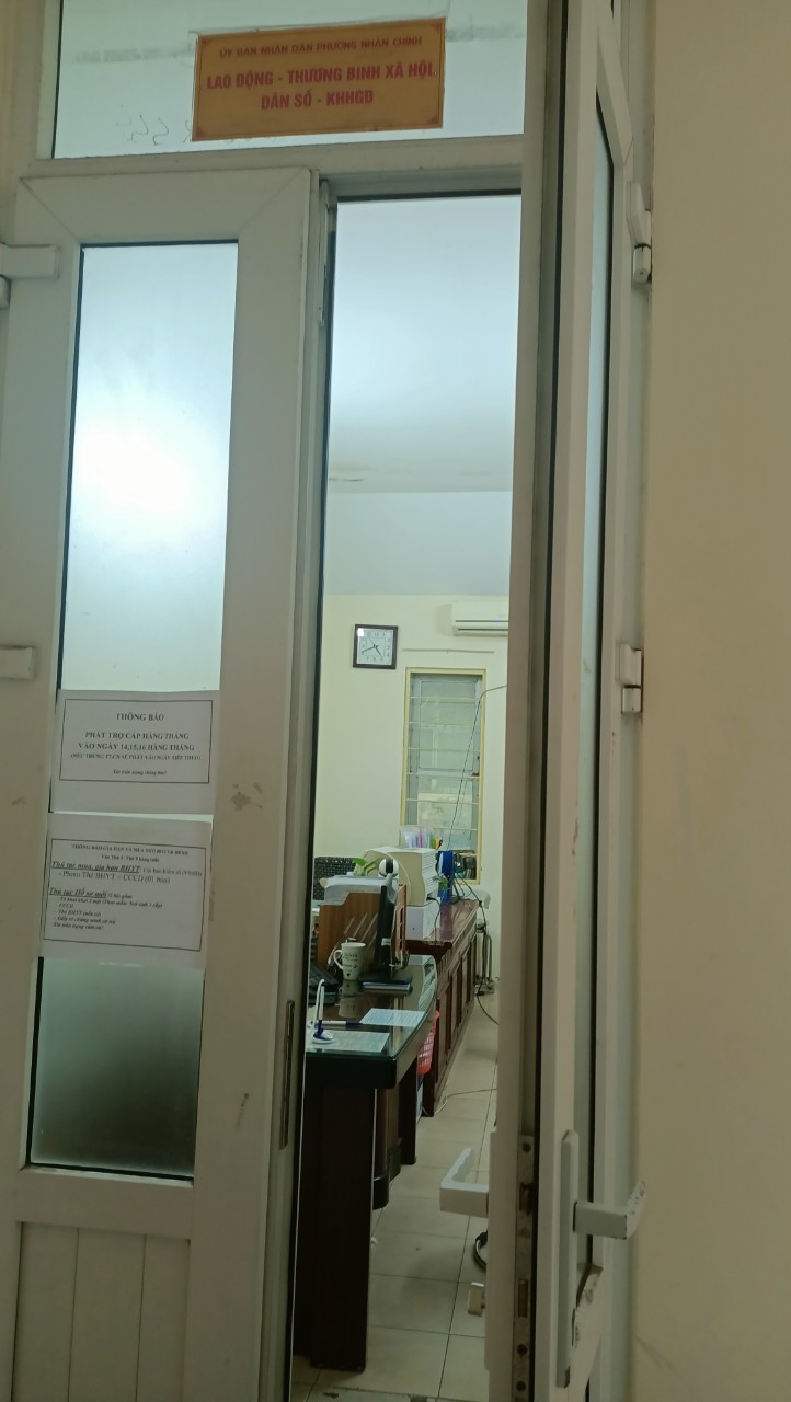 Một số cơ quan bật điều hòa, quạt, bóng điện khi không có người trong phòng