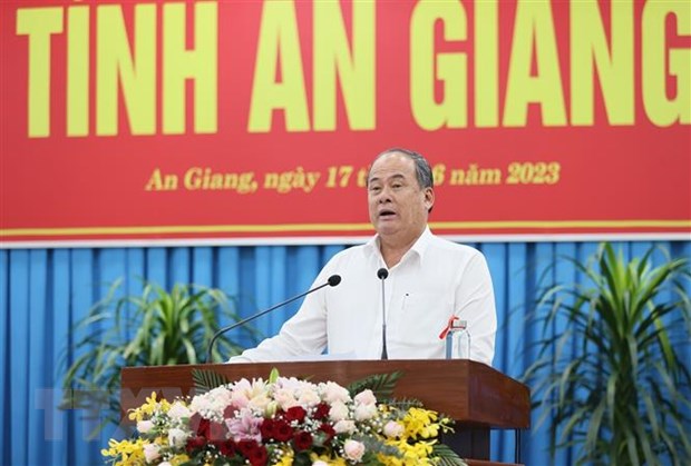 An Giang cần huy động mọi nguồn lực để phát triển kinh tế biên mậu hình ảnh 2 An Giang can huy dong moi nguon luc de phat trien kinh te bien mau hinh anh 2