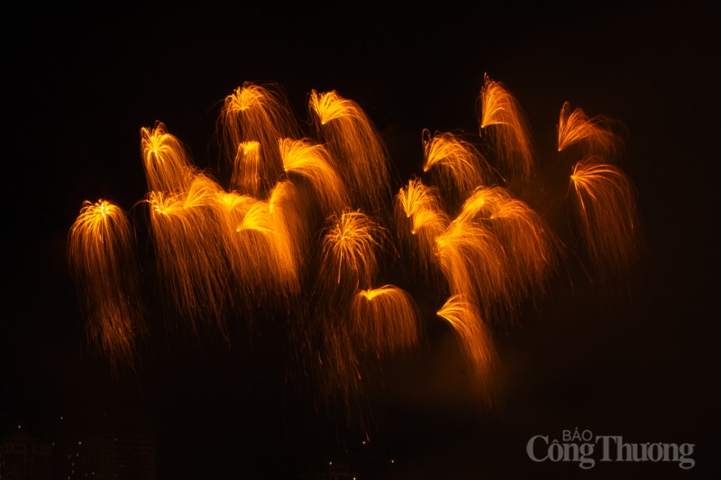 Lễ hội pháo hoa quốc tế Đà Nẵng: Úc và Ý