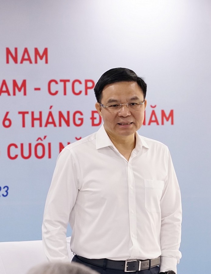 Với mong muốn chuyển dịch PV GAS từ một doanh nghiệp rất tốt thành doanh nghiệp phát triển trường tồn, Tổng giám đốc Petrovietnam Lê Mạnh Hùng đề nghị PV GAS thống nhất mục tiêu, nỗ lực vươn tới Với mong muốn chuyển dịch PV GAS từ một doanh nghiệp rất tốt thành doanh nghiệp phát triển trường tồn, Tổng giám đốc Petrovietnam Lê Mạnh Hùng đề nghị PV GAS thống nhất mục tiêu, nỗ lực vươn tới