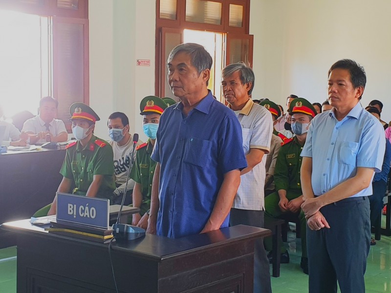Ông Nguyễn Chí Hiến tại phiên tòa phúc thẩm. Ảnh: Minh Nguyệt Ông Nguyễn Chí Hiến tại phiên tòa phúc thẩm. Ảnh: Minh Nguyệt