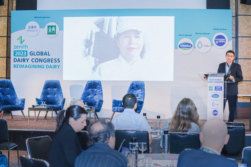 Khác với các tham luận thông thường, bài trình bày của Vinamilk được bắt đầu bằng câu chuyện truyền cảm hứng về Bà Mai Kiều Liên, một trong những người đặt nền móng cho ngành sữa Việt Nam.