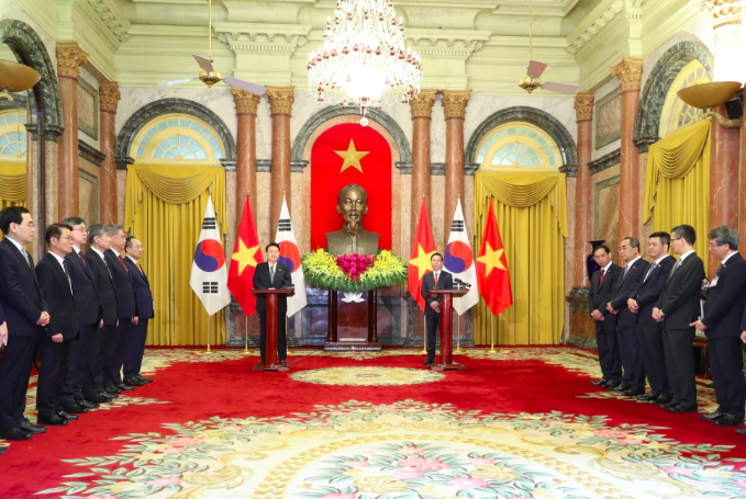 Chủ tịch nước Võ Văn Thưởng hội đàm với Tổng thống Hàn Quốc Yoon Suk Yeol Chủ tịch nước Võ Văn Thưởng hội đàm với Tổng thống Hàn Quốc Yoon Suk Yeol