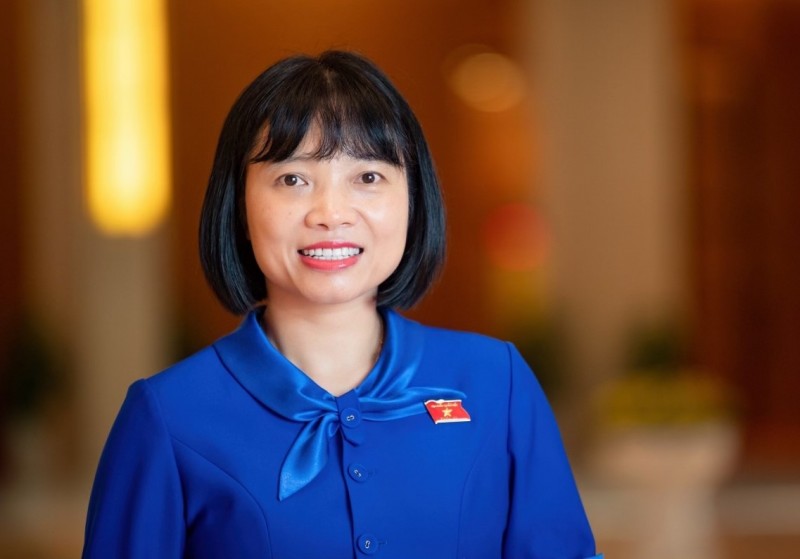 Đại biểu Nguyễn Thị Việt Nga (Đoàn Hải Dương) Đại biểu Nguyễn Thị Việt Nga (Đoàn Hải Dương)